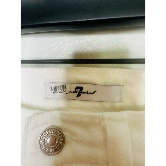 7 FOR ALL MANKIND White Cotton Blend Cuffed Hems Logan Straight Leg Jeans 25 - Picture 7 of 16